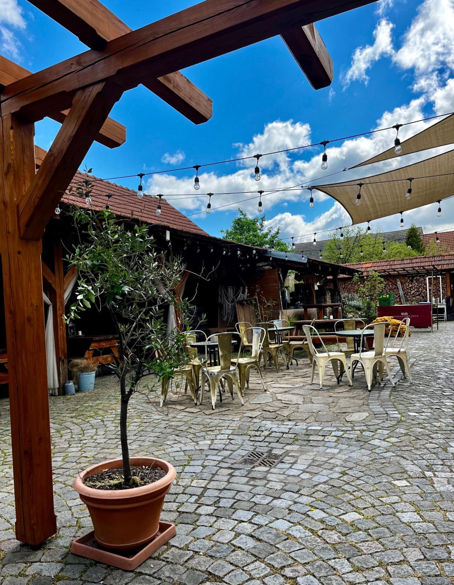 Apartamento Mohelensky Dvur Mohelno Exterior foto